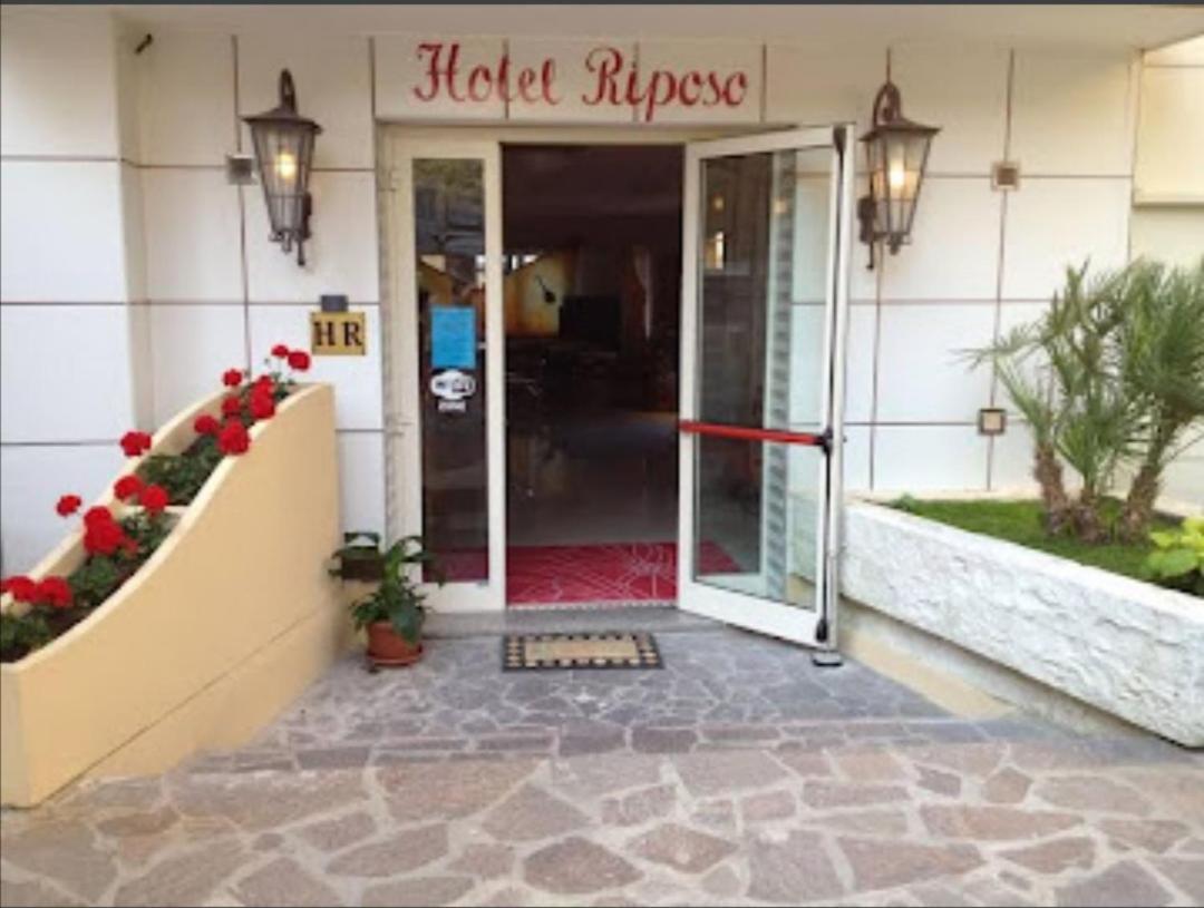 Hotel Riposo Gatteo a Mare Buitenkant foto